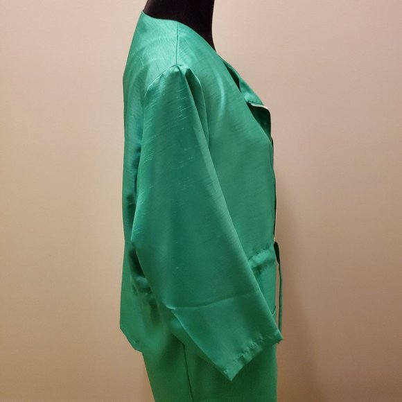 Stylish Kelly Green  Jacket - Picture 4 of 5